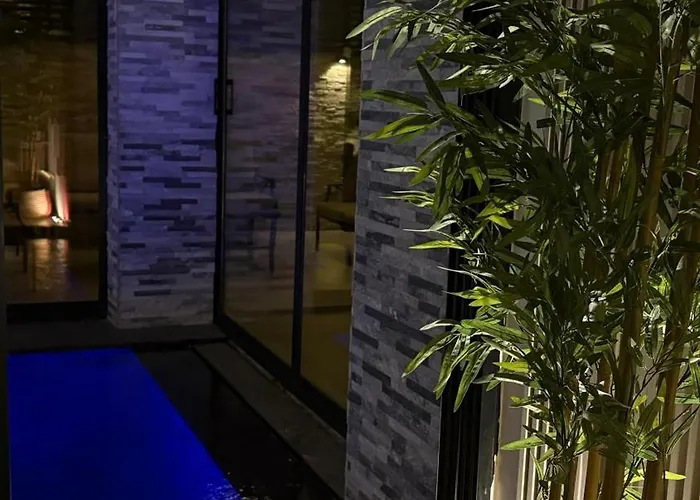 Ab Villa