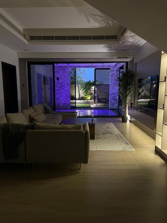 Villa Ab